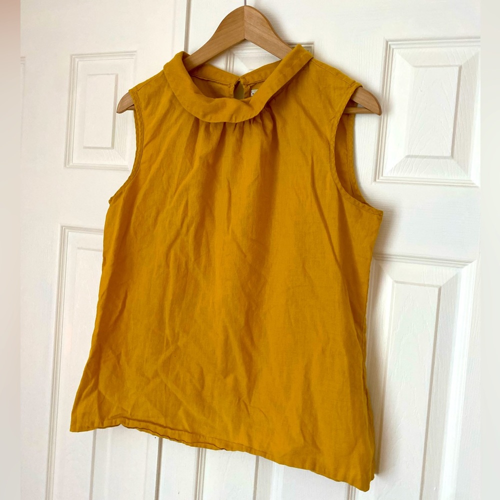 Linen Cotton tank with sweet collar